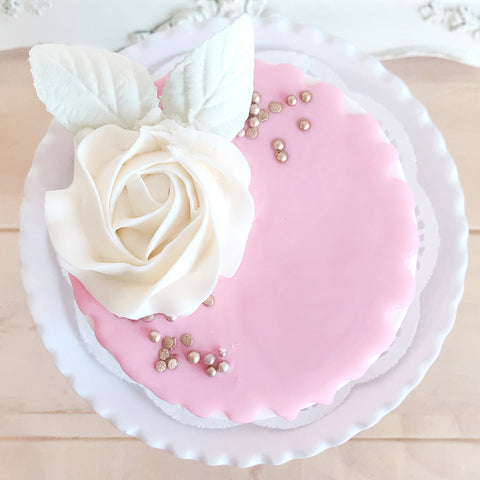 Lovie Cake