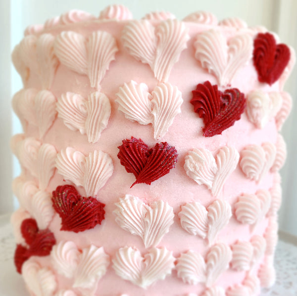 Pink glitter heart cake. Can't get over this cake from last week.  Absolutely love it! #baltimorebaker #baltimorecakes #dmvbaker #dmvcakes…
